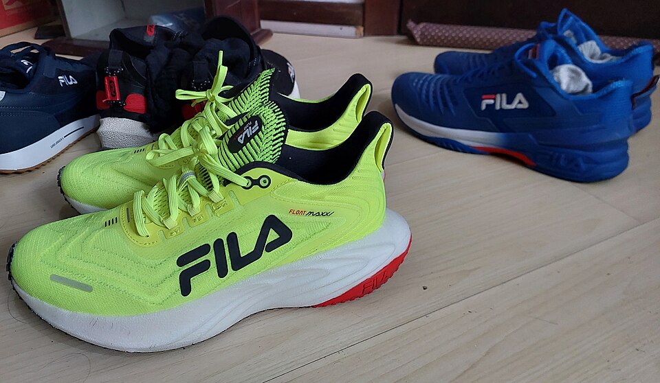 Apex Training Sneakers — Size 44 — ShopOfBD Bangladesh