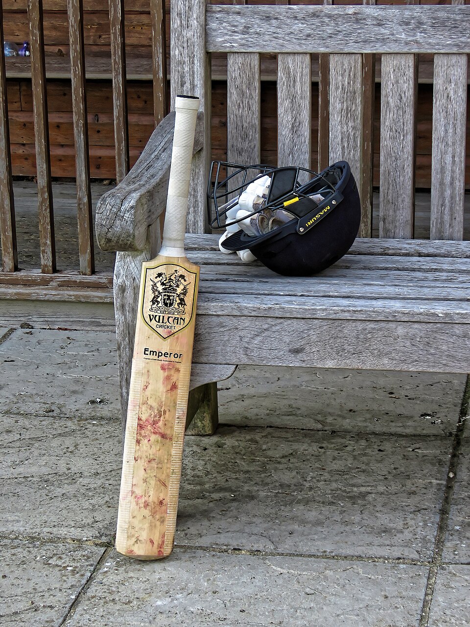 Spartan Kashmir Willow Cricket Bat — ShopOfBD Bangladesh